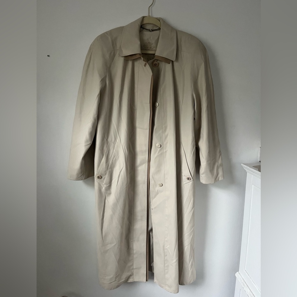 Classic Beige Trench coat / Overcoat Coat